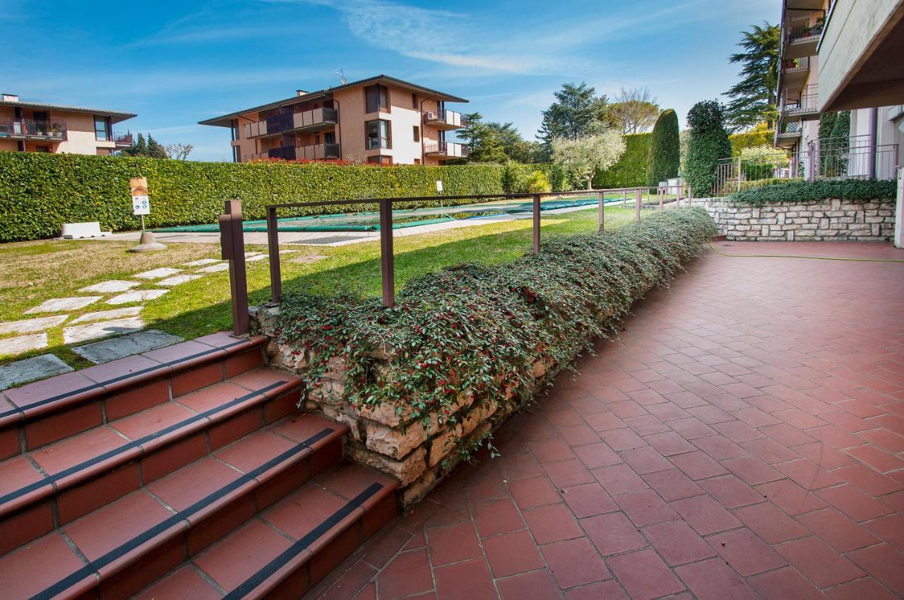 Elena Apartment - Free Secure Parking - Center - Pool - View Lake Bardolino Exterior foto